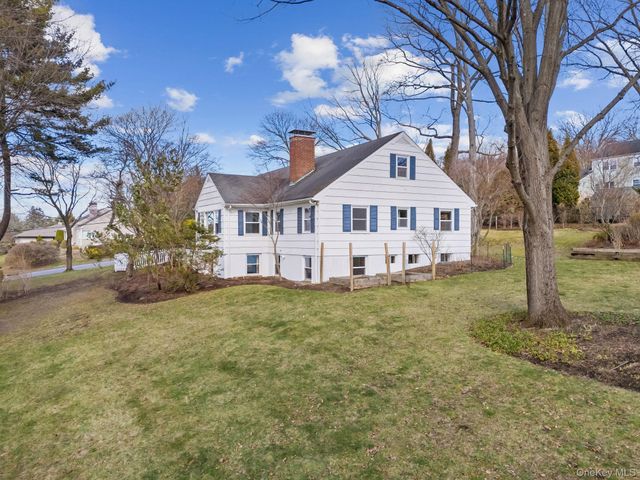 20 Meadow Road, Briarcliff Manor, NY 10510