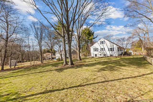 20 Meadow Road, Briarcliff Manor, NY 10510