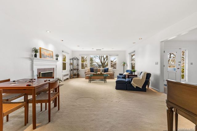 20 Meadow Road, Briarcliff Manor, NY 10510