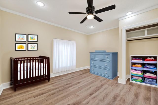 2725 Avenue F, Rosenberg, TX 77471