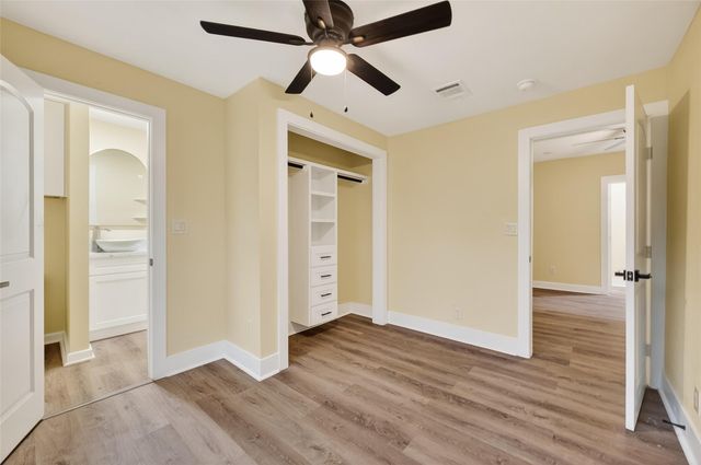 2725 Avenue F, Rosenberg, TX 77471