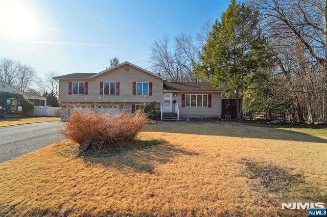 324 Brook Street, Harrington Park, NJ 07640