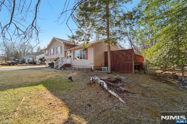 324 Brook Street, Harrington Park, NJ 07640