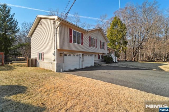 324 Brook Street, Harrington Park, NJ 07640
