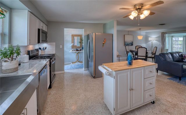 510 DONA DRIVE, Nokomis, FL 34275