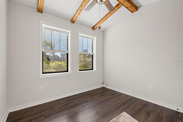 2820 N CENTRAL COURT, Tampa, FL 33602