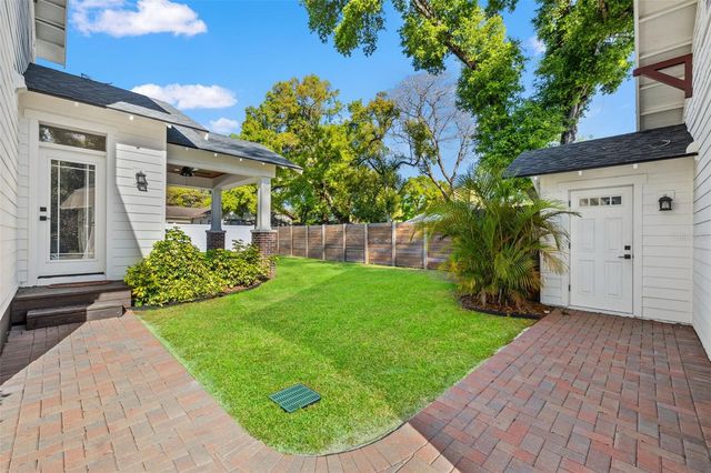 2820 N CENTRAL COURT, Tampa, FL 33602