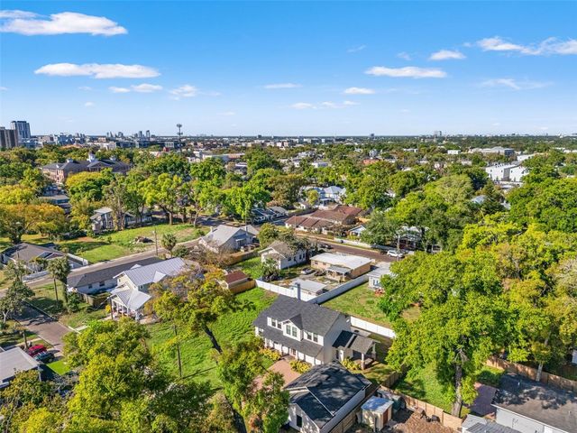 2820 N CENTRAL COURT, Tampa, FL 33602