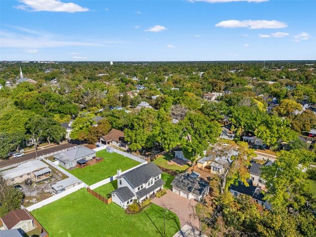 2820 N CENTRAL COURT, Tampa, FL 33602