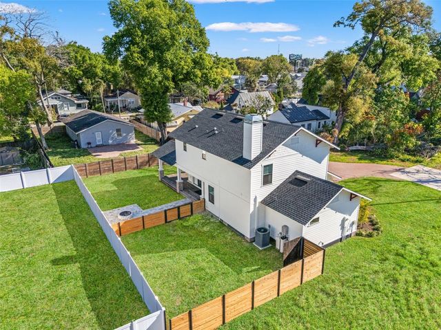 2820 N CENTRAL COURT, Tampa, FL 33602