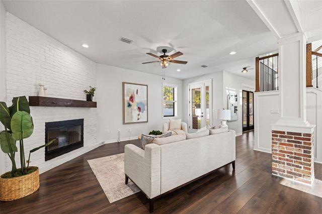 2820 N CENTRAL COURT, Tampa, FL 33602