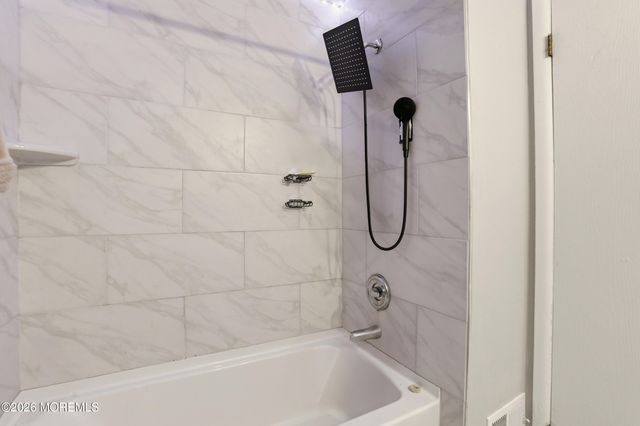 3243 Mystic Port Place, Toms River, NJ 08753