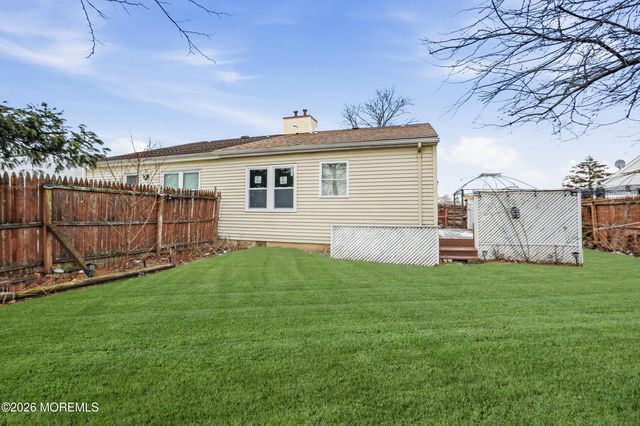 3243 Mystic Port Place, Toms River, NJ 08753