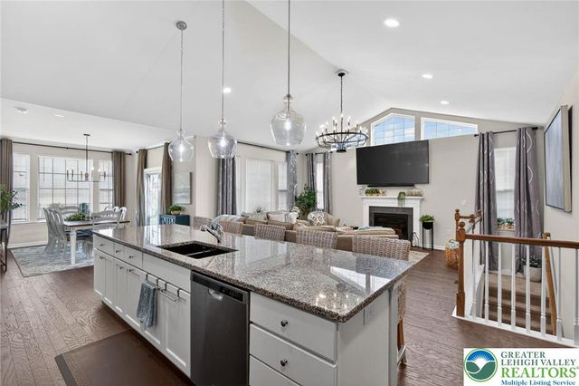 3786 Daylily Drive, Upper Milford Twp, PA 18049