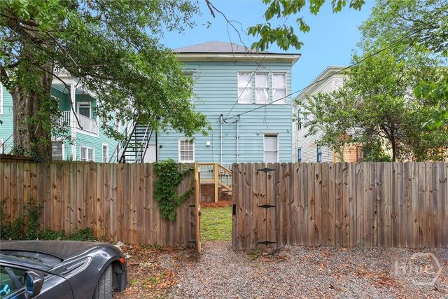 309 W 33rd Street, Savannah, GA 31401