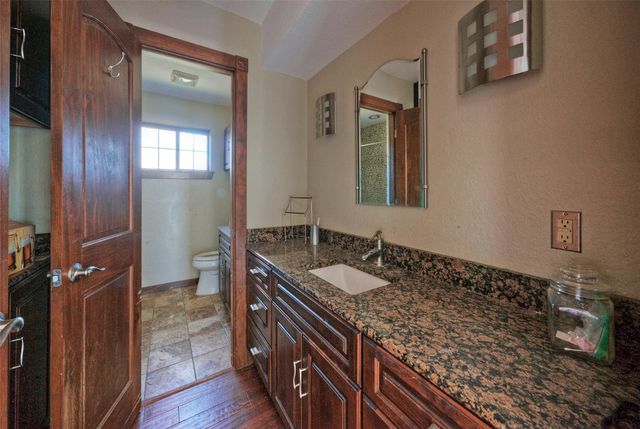 1800 Caldwell LN, Del Valle, TX 78617