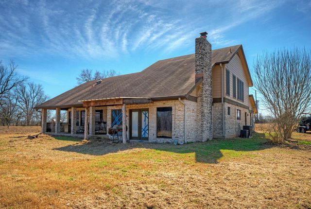 1800 Caldwell LN, Del Valle, TX 78617