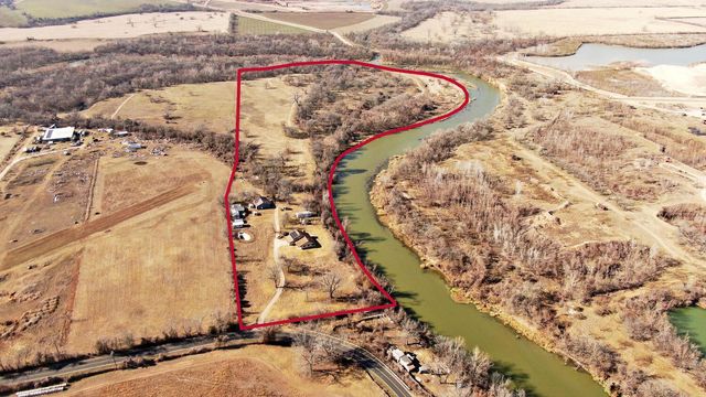 1800 Caldwell LN, Del Valle, TX 78617