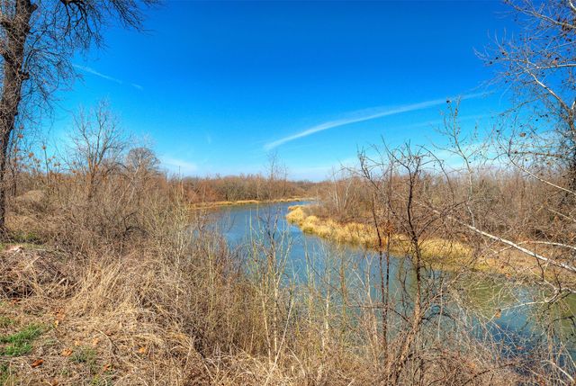 1800 Caldwell LN, Del Valle, TX 78617