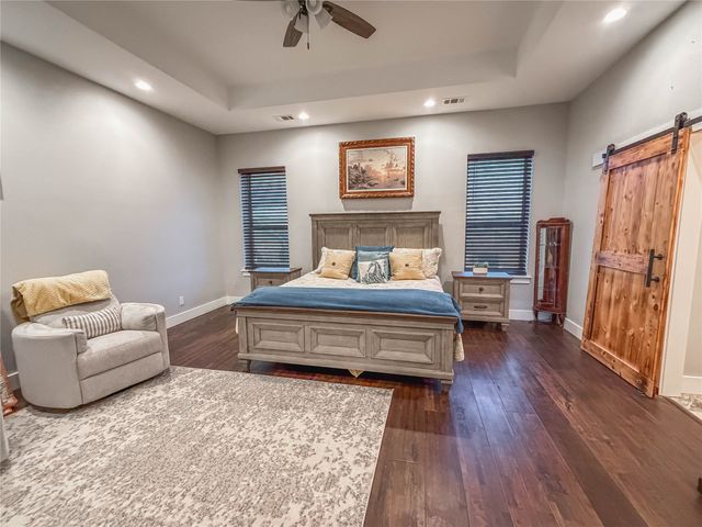 240 Cox Road, Waxahachie, TX 75167