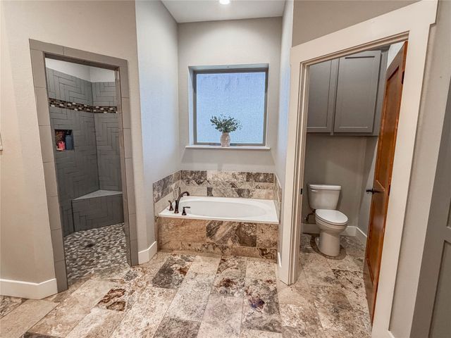 240 Cox Road, Waxahachie, TX 75167