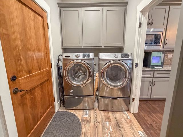 240 Cox Road, Waxahachie, TX 75167