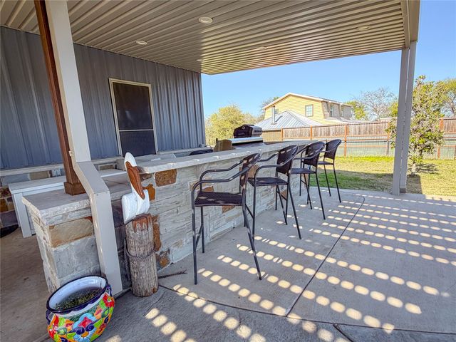 240 Cox Road, Waxahachie, TX 75167