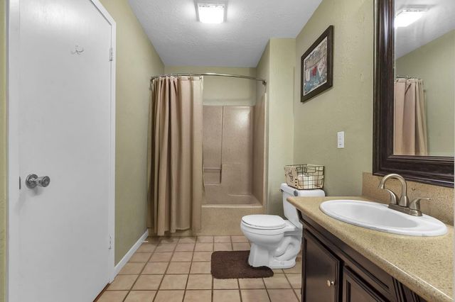 212 Woodcrest Drive, Brookeland, TX 75931