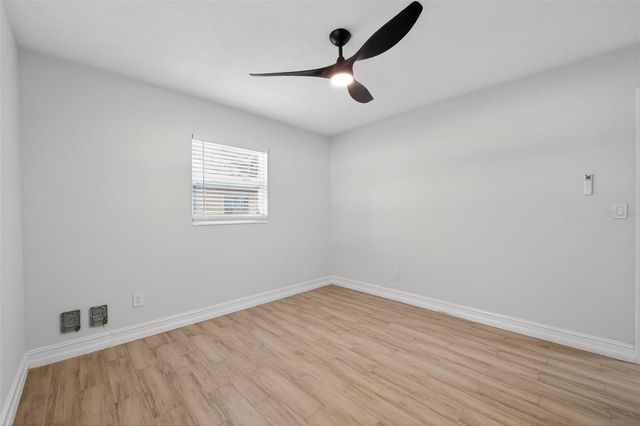 240 W 13TH STREET, Apopka, FL 32703