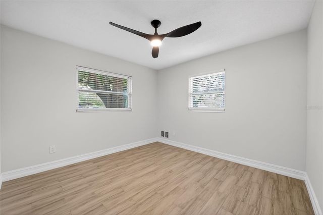 240 W 13TH STREET, Apopka, FL 32703