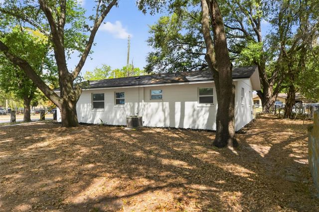 240 W 13TH STREET, Apopka, FL 32703