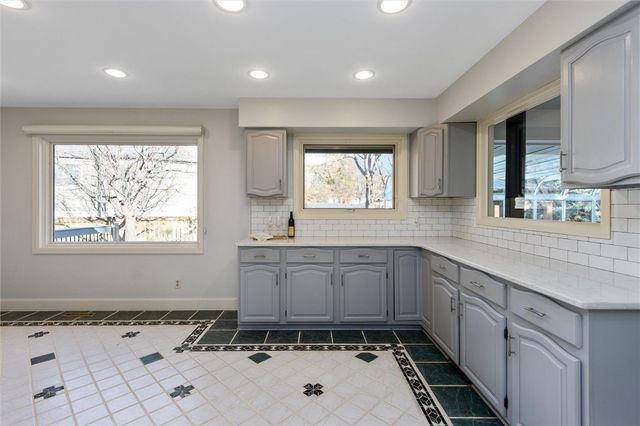 2631 Country LANE, Billings, MT 59106