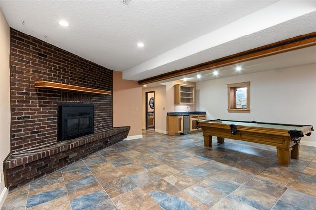 2631 Country LANE, Billings, MT 59106