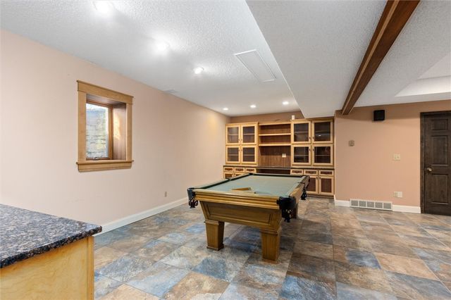 2631 Country LANE, Billings, MT 59106