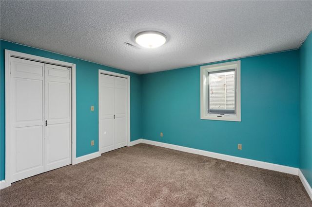 2631 Country LANE, Billings, MT 59106