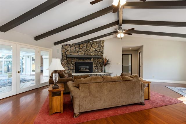 2631 Country LANE, Billings, MT 59106