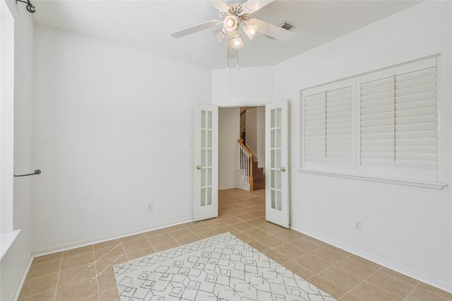 2 Willow Point Place, The Woodlands, TX 77382