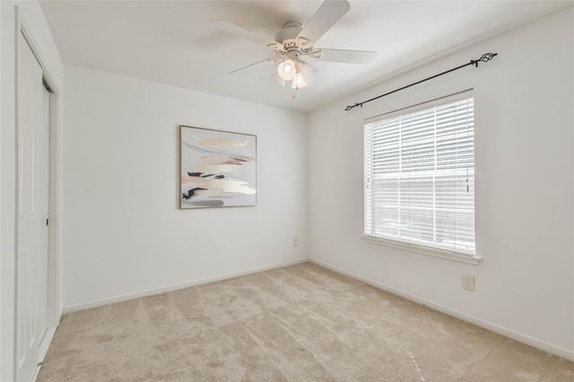 2 Willow Point Place, The Woodlands, TX 77382
