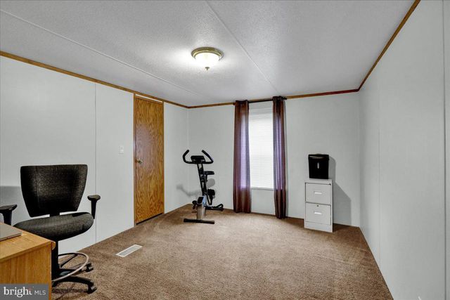 703 1ST STREET EXT, Hamburg, PA 19526