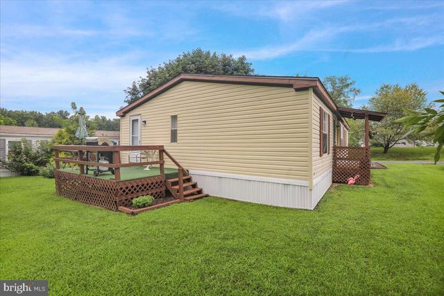 703 1ST STREET EXT, Hamburg, PA 19526