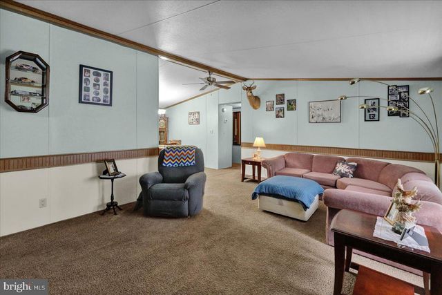 703 1ST STREET EXT, Hamburg, PA 19526