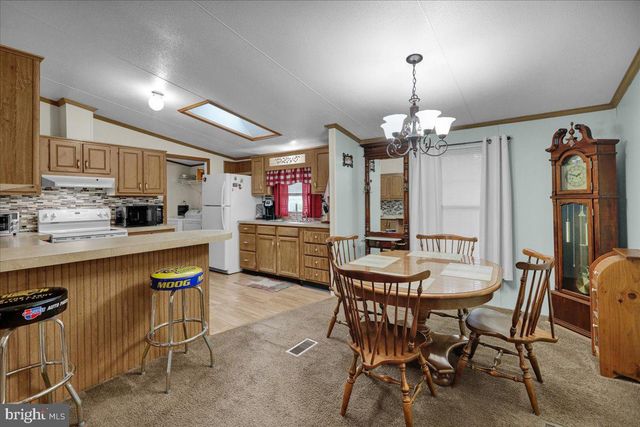 703 1ST STREET EXT, Hamburg, PA 19526