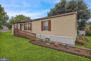 703 1ST STREET EXT, Hamburg, PA 19526