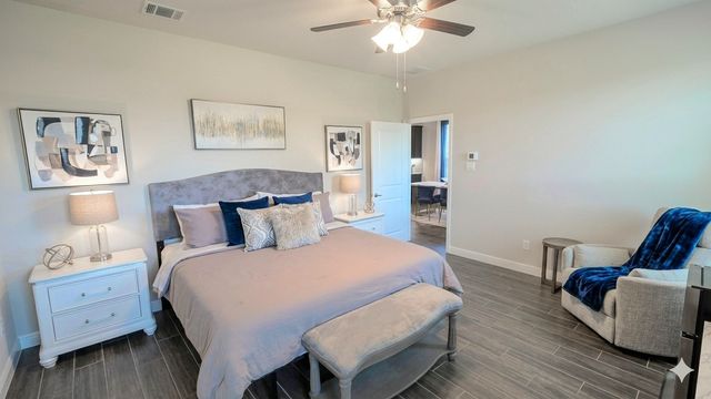 328 Dunmore Drive, Fort Worth, TX 76052
