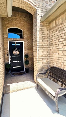 328 Dunmore Drive, Fort Worth, TX 76052