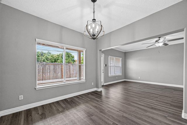 2034 Glencove Drive, Seabrook, TX 77586