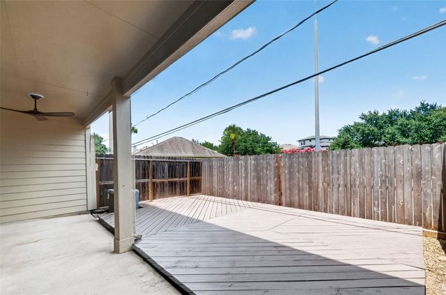 2034 Glencove Drive, Seabrook, TX 77586