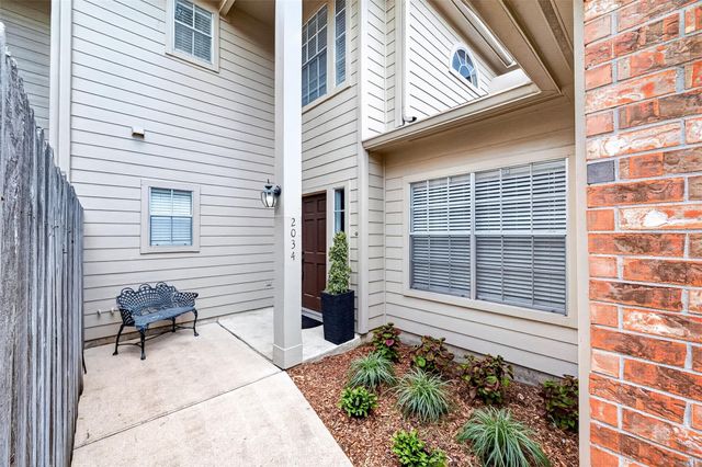 2034 Glencove Drive, Seabrook, TX 77586