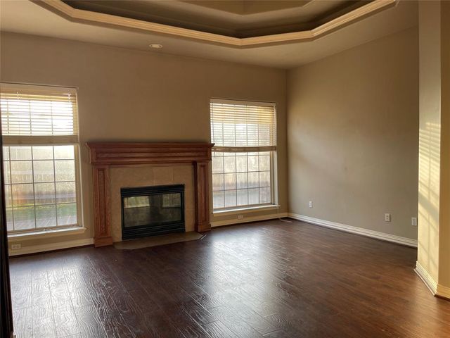 207 Stone Creek Road, Midwest City, OK 73130