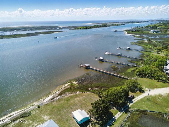 7663 Myrtle Grove Road, Wilmington, NC 28409